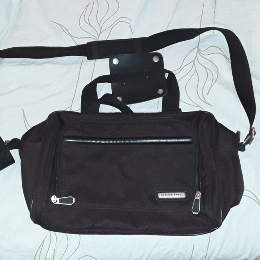 Skyline Purple Travel Bag